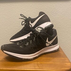 Women’s Nike zoom pegasus size 8
